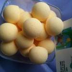 12 bath bombs 1 oz each (Mo..