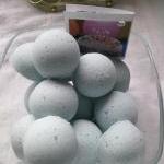3 bath bombs 4 oz each (Bir..