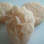 Plumeria Gift Soaps ultra-r..